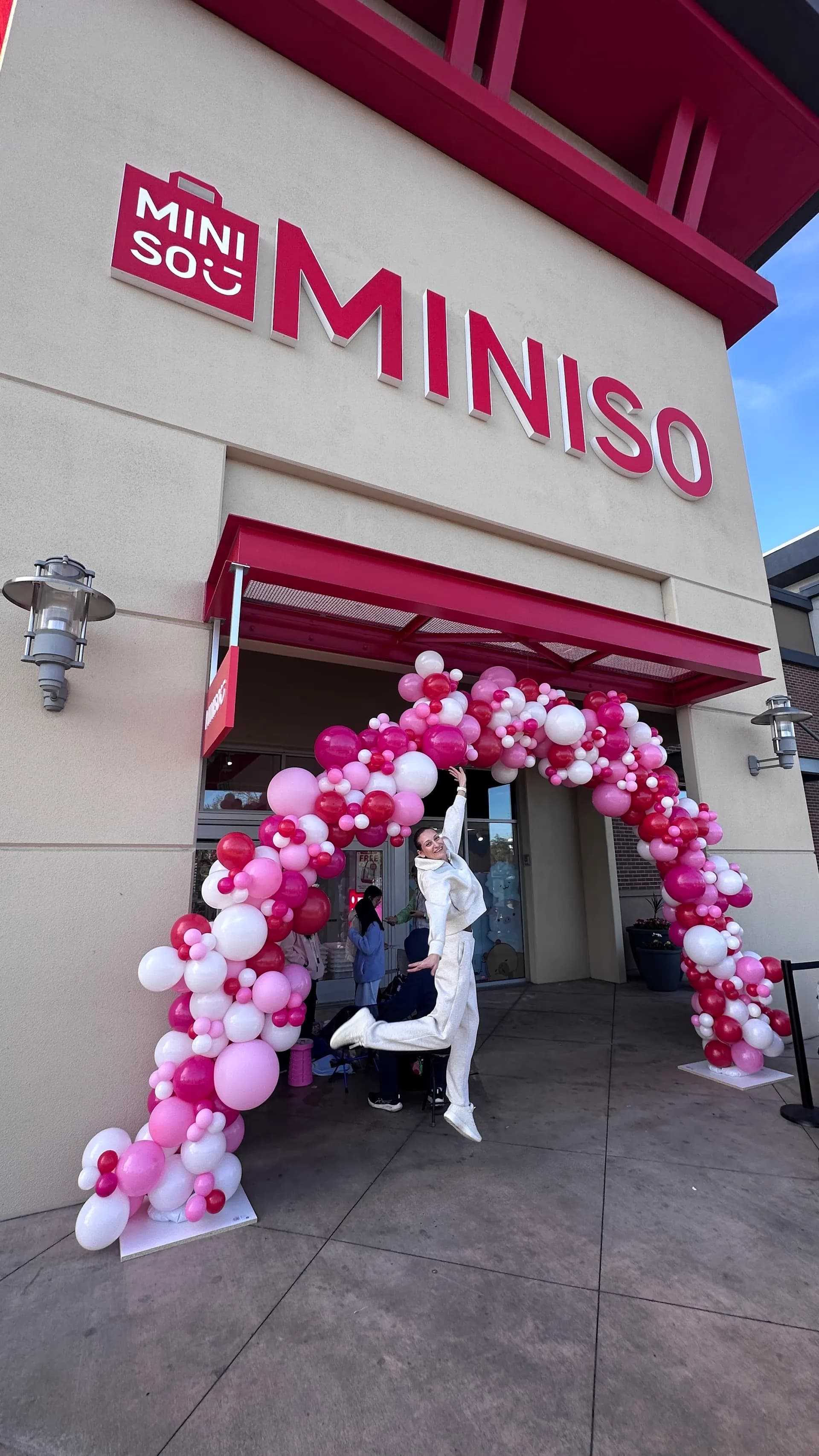 Completed branded entrance balloon columns from the Store Grand Opening project in San Francisco Bay Area (image 4 of 5).