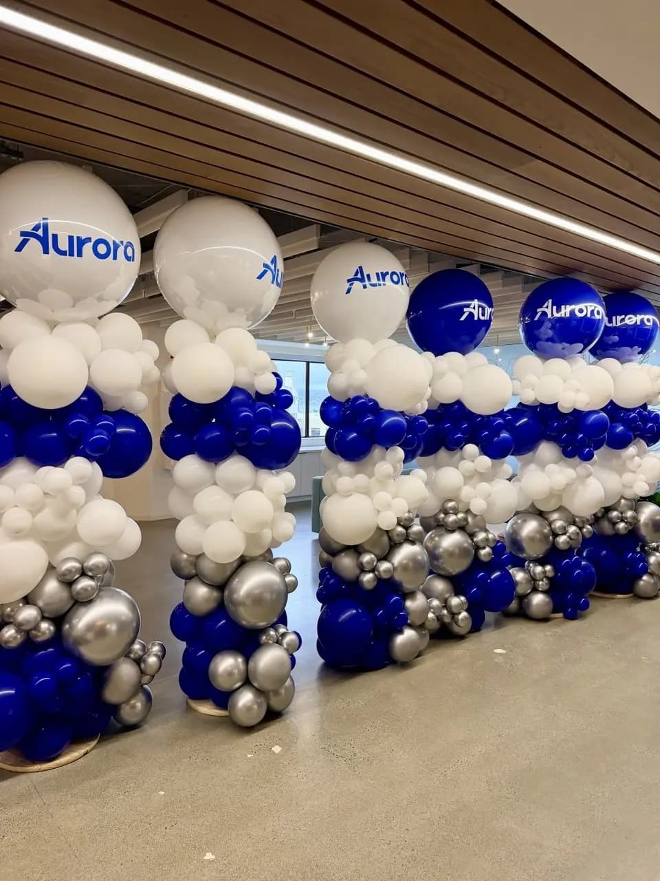 Aurora Innovation Corporate Event Balloon Columns — view 01