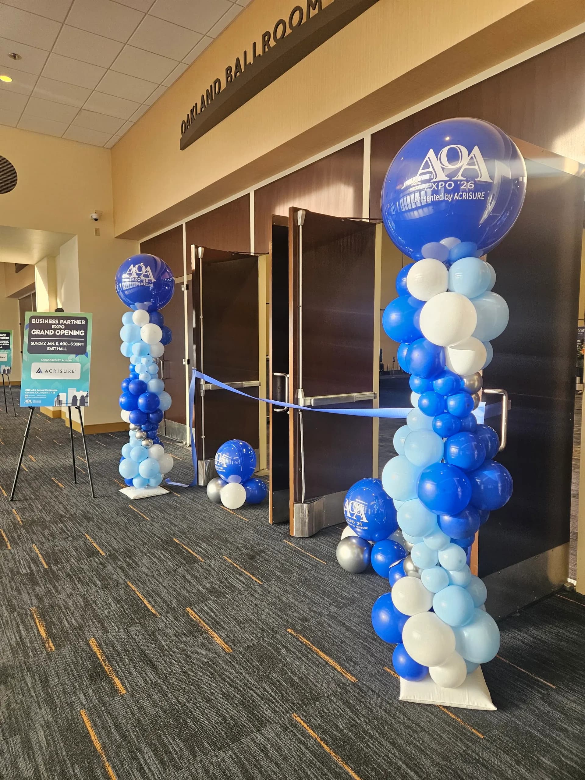 Venue balloon décor at the Annual Corporate Event in Oakland Marriott, California.